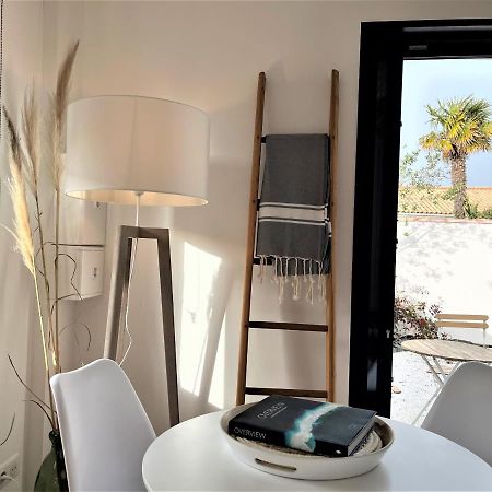 Saint-Martin-de-Ré Maisonnette A Proximite Plage Et Port De St-Martin מראה חיצוני תמונה
